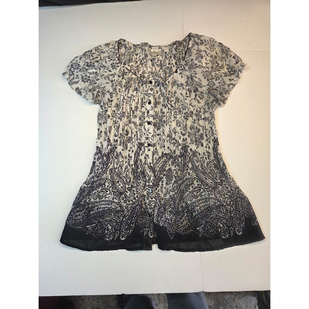 426 Dressbarn Women's L Black White Paisley Pleated Short Sleeve Dress